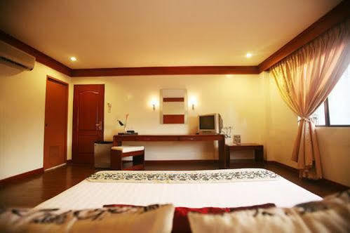 Nagaland Hotel Bagian luar foto
